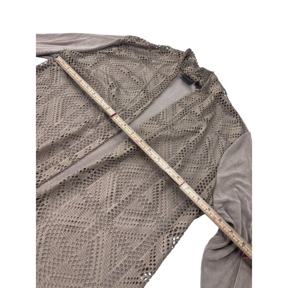Travelers By Chicos Open Front Perforated Cardigan Size 2 Taupe Lightweight Topp - Picture 9 of 11